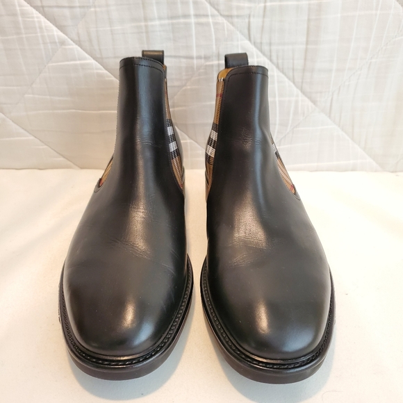 NWT$920 Burberry Men's Allostock Chelsea Black Signature Check Print Logo Boots - Picture 10 of 16